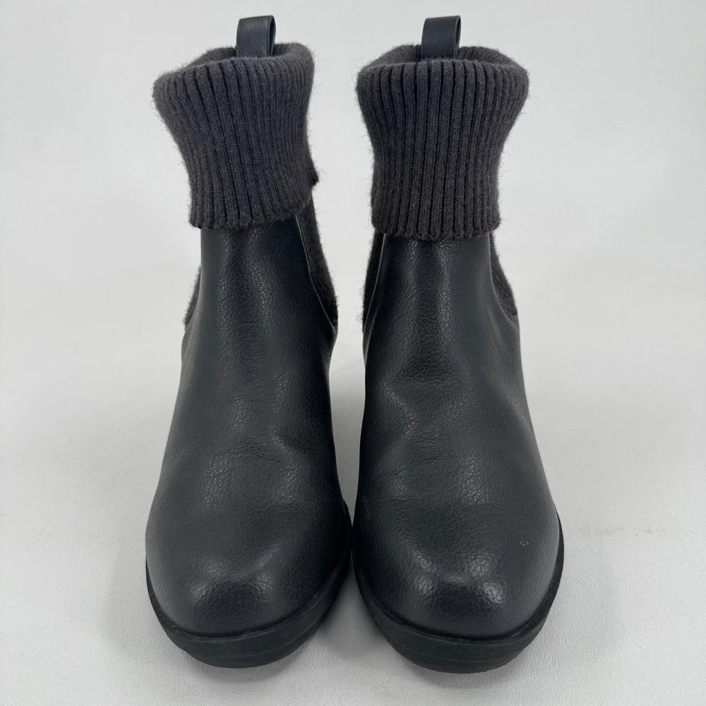 Yellow Box Cyndie Ankle Boots WOMENS Gray Sweater Cuff Pull On Casual SIZE 7